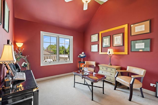 836 Royal Dublin Lane, Dyer, IN 46311
