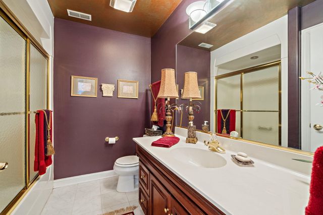 836 Royal Dublin Lane, Dyer, IN 46311