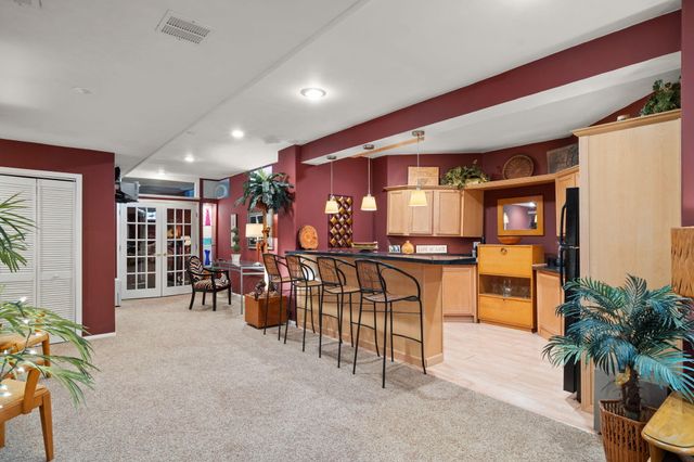 836 Royal Dublin Lane, Dyer, IN 46311