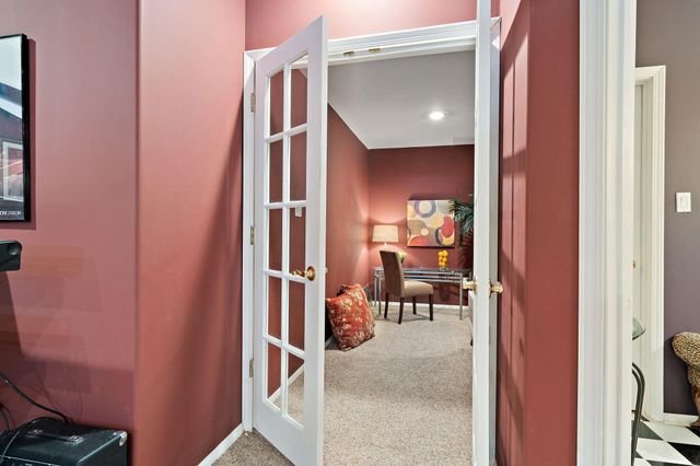 836 Royal Dublin Lane, Dyer, IN 46311