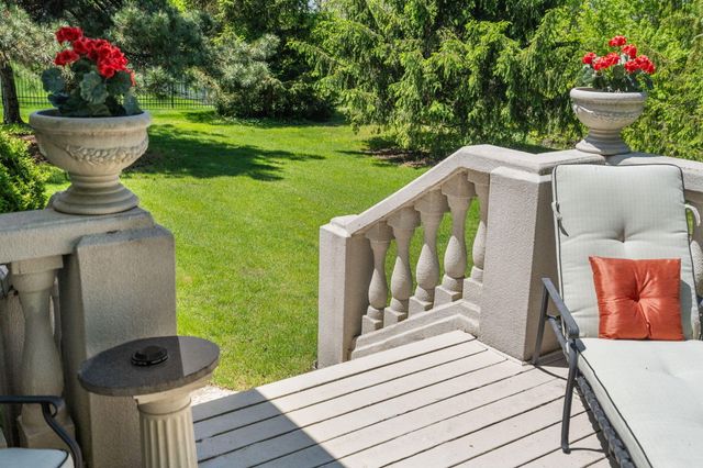 836 Royal Dublin Lane, Dyer, IN 46311