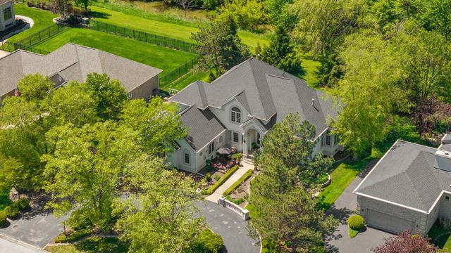 836 Royal Dublin Lane, Dyer, IN 46311
