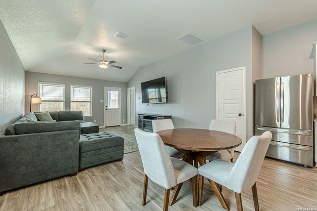 519 Indian Blossom, San Antonio, TX 78219