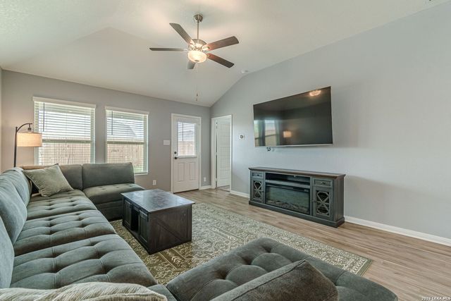 519 Indian Blossom, San Antonio, TX 78219