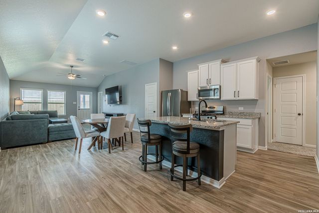 519 Indian Blossom, San Antonio, TX 78219