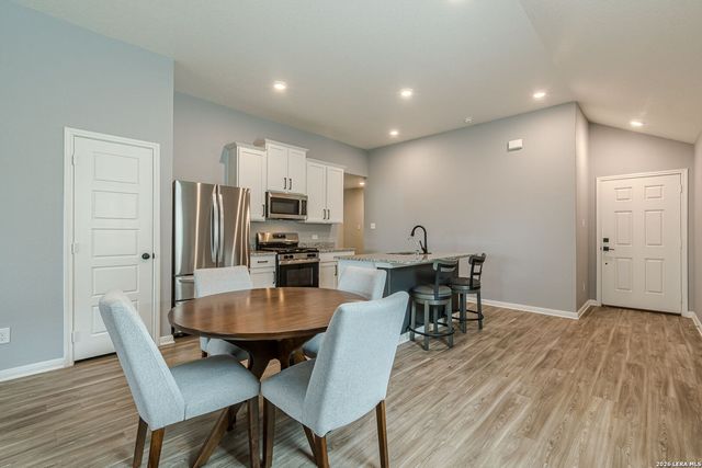 519 Indian Blossom, San Antonio, TX 78219