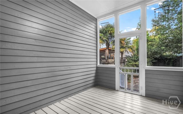 522 Nicoll Street, Savannah, GA 31401