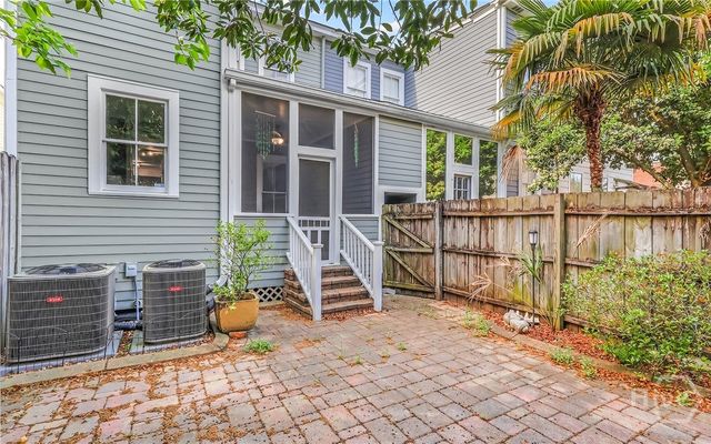 522 Nicoll Street, Savannah, GA 31401