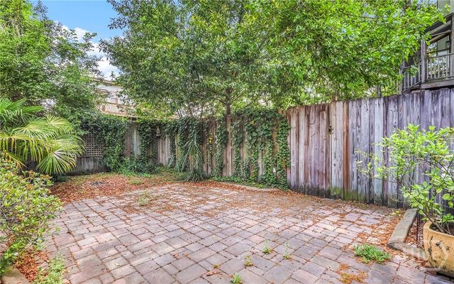 522 Nicoll Street, Savannah, GA 31401