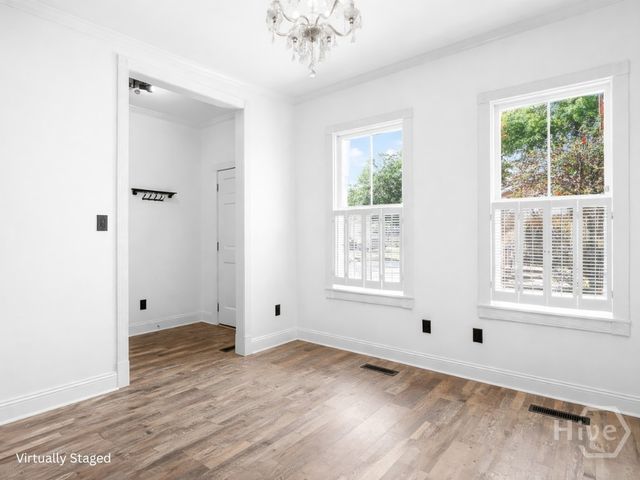 522 Nicoll Street, Savannah, GA 31401