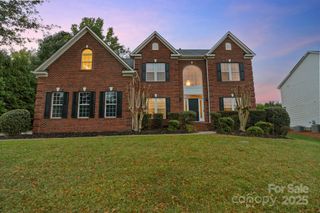 3213 Strawberry Lane, Matthews, NC 28104