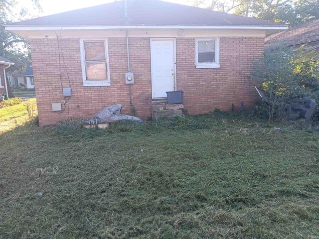 1000 S 19th Street, Terre Haute, IN 47802