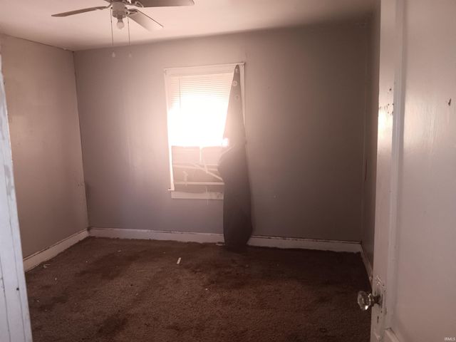 1000 S 19th Street, Terre Haute, IN 47802