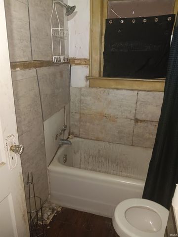 1000 S 19th Street, Terre Haute, IN 47802