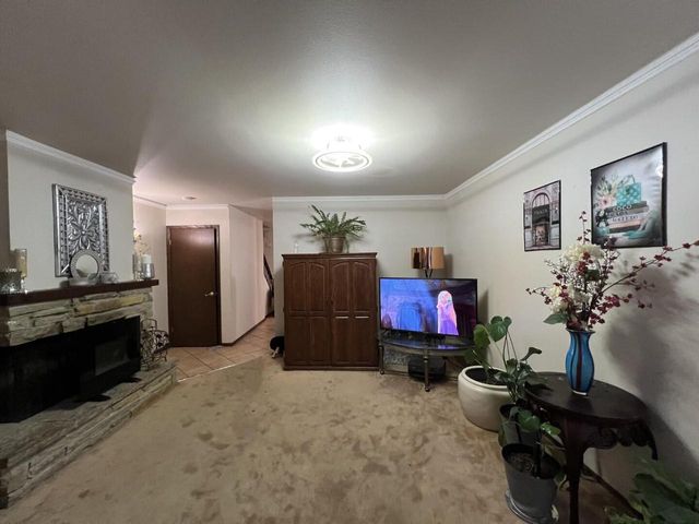 8967 N 70th STREET, Milwaukee, WI 53223