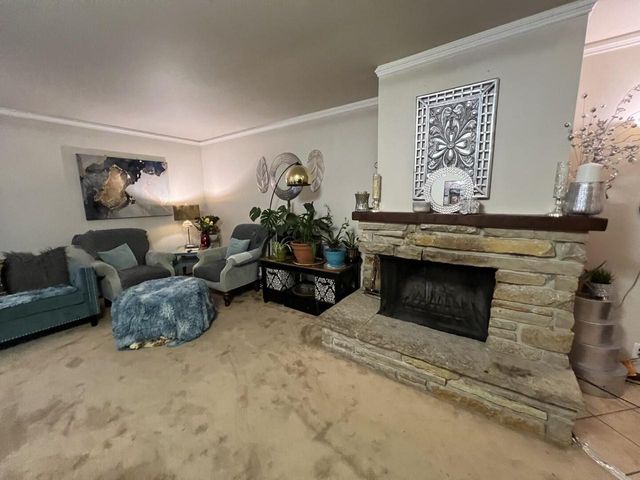 8967 N 70th STREET, Milwaukee, WI 53223