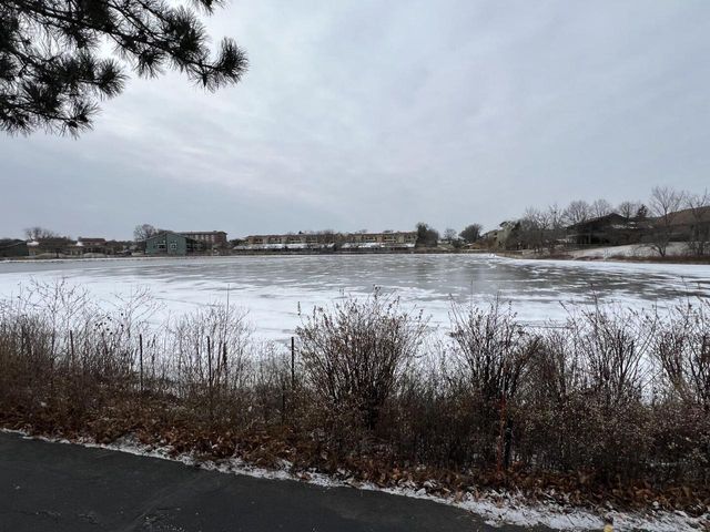 8967 N 70th STREET, Milwaukee, WI 53223