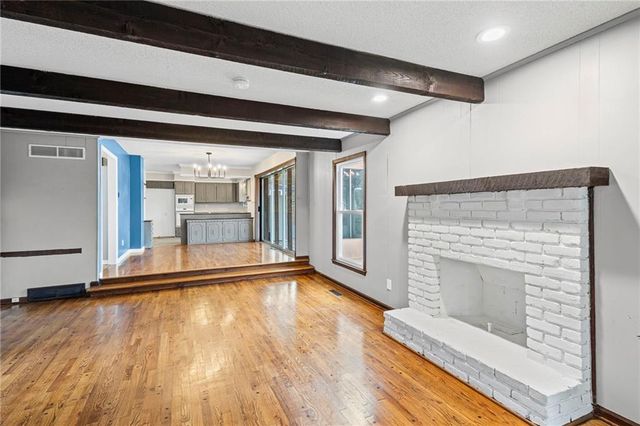 602 SW Murray Road, Lee's Summit, MO 64081