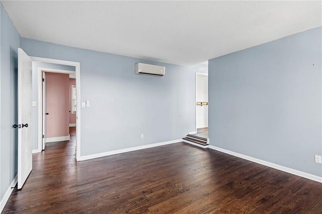 602 SW Murray Road, Lee's Summit, MO 64081