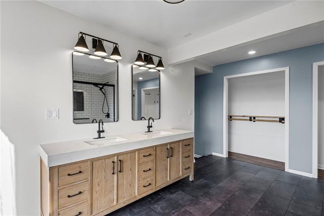 602 SW Murray Road, Lee's Summit, MO 64081