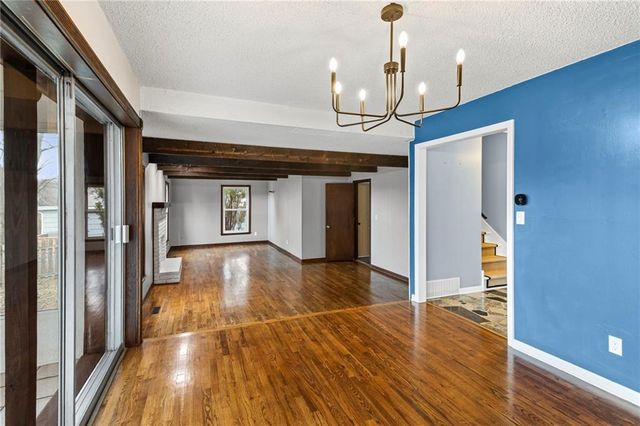 602 SW Murray Road, Lee's Summit, MO 64081