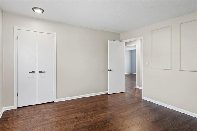 602 SW Murray Road, Lee's Summit, MO 64081