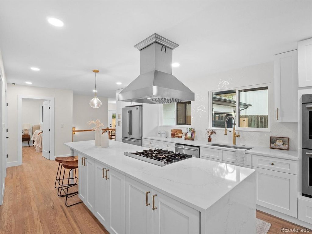 3490 Emerson Ave, Boulder, CO 80305