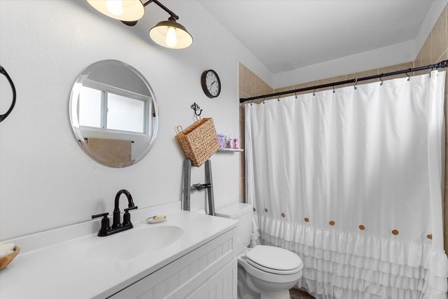 4235 PUMICE Drive NE, Rio Rancho, NM 87124