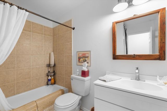 4235 PUMICE Drive NE, Rio Rancho, NM 87124