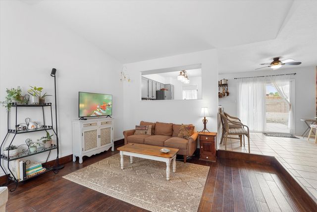 4235 PUMICE Drive NE, Rio Rancho, NM 87124