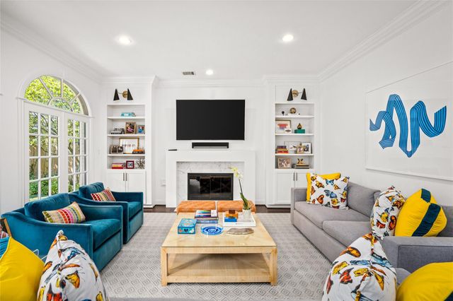 5527 Briar Drive, Houston, TX 77056