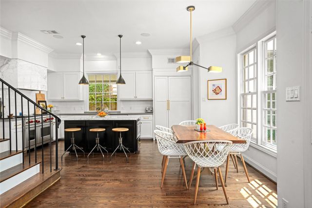 5527 Briar Drive, Houston, TX 77056