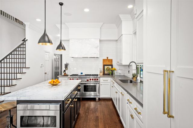 5527 Briar Drive, Houston, TX 77056