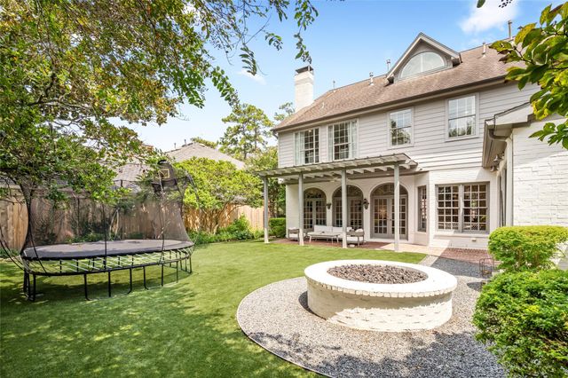 5527 Briar Drive, Houston, TX 77056