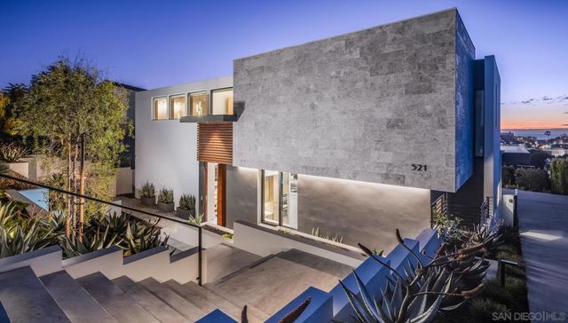 521 S Rios Ave, Solana Beach, CA 92075