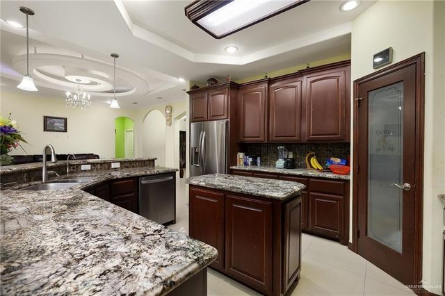 1204 Manzano Lane, Edinburg, TX 78539