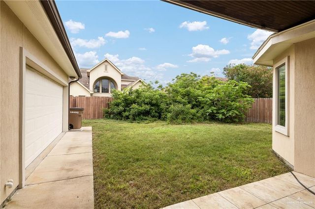 1204 Manzano Lane, Edinburg, TX 78539