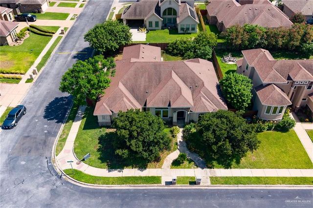 1204 Manzano Lane, Edinburg, TX 78539