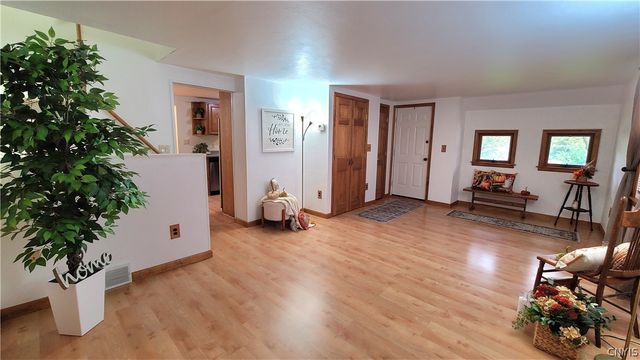 225 McClennan Drive, Manlius, NY 13066