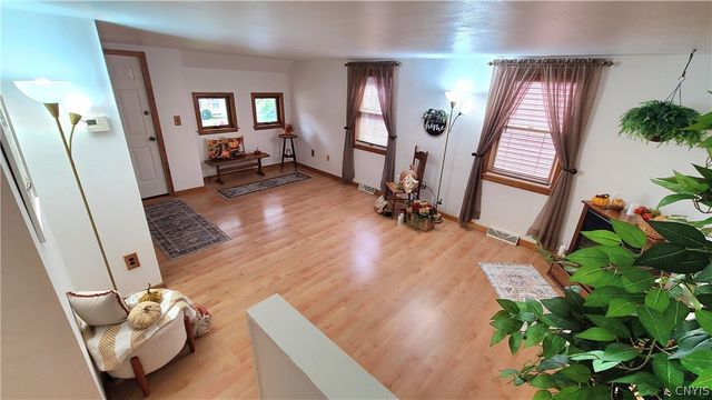 225 McClennan Drive, Manlius, NY 13066