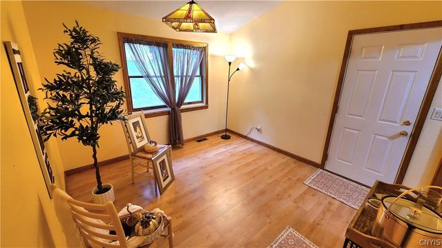 225 McClennan Drive, Manlius, NY 13066