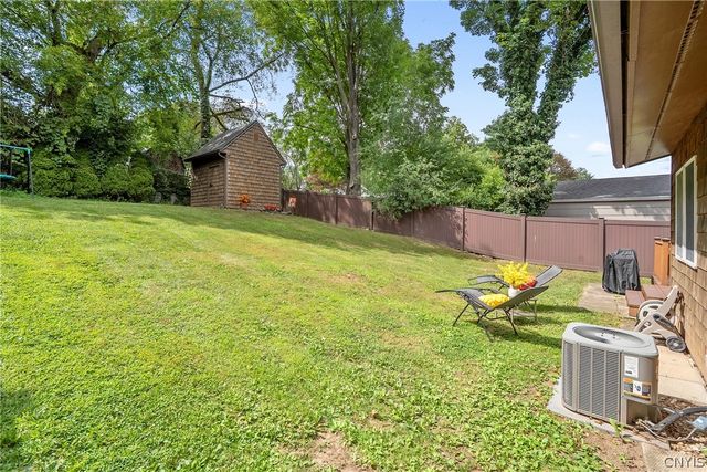225 McClennan Drive, Manlius, NY 13066