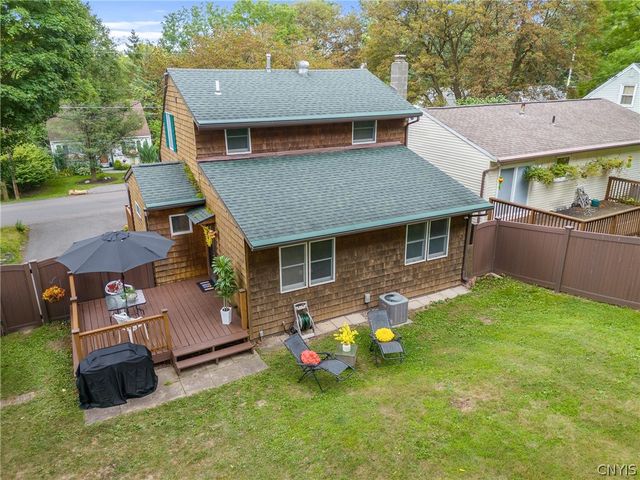 225 McClennan Drive, Manlius, NY 13066