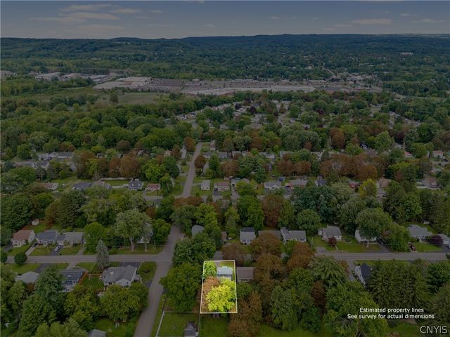 225 McClennan Drive, Manlius, NY 13066