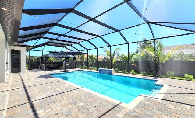 626 NW 36 PL, Cape Coral, FL 33993