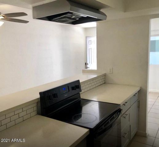 18202 N CAVE CREEK Road 117, Phoenix, AZ 85032