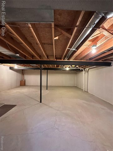 52210 S Gabriella Lane 39, Macomb Township, MI 48042