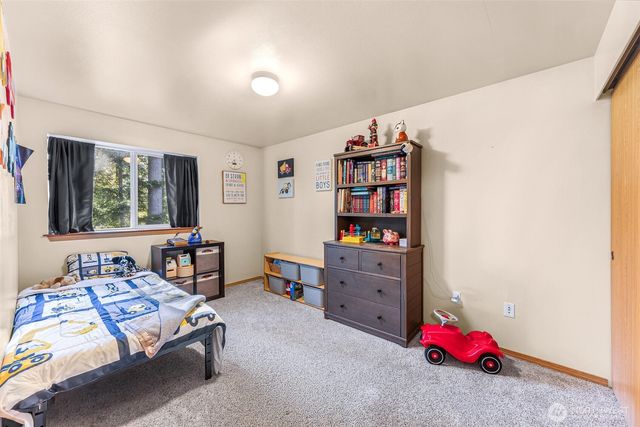 18010 31st Avenue NE, Arlington, WA 98223