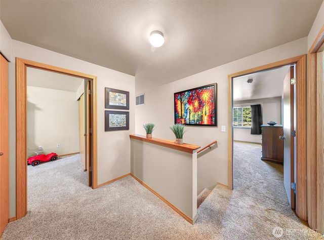 18010 31st Avenue NE, Arlington, WA 98223