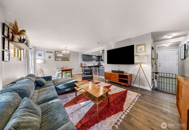 18010 31st Avenue NE, Arlington, WA 98223